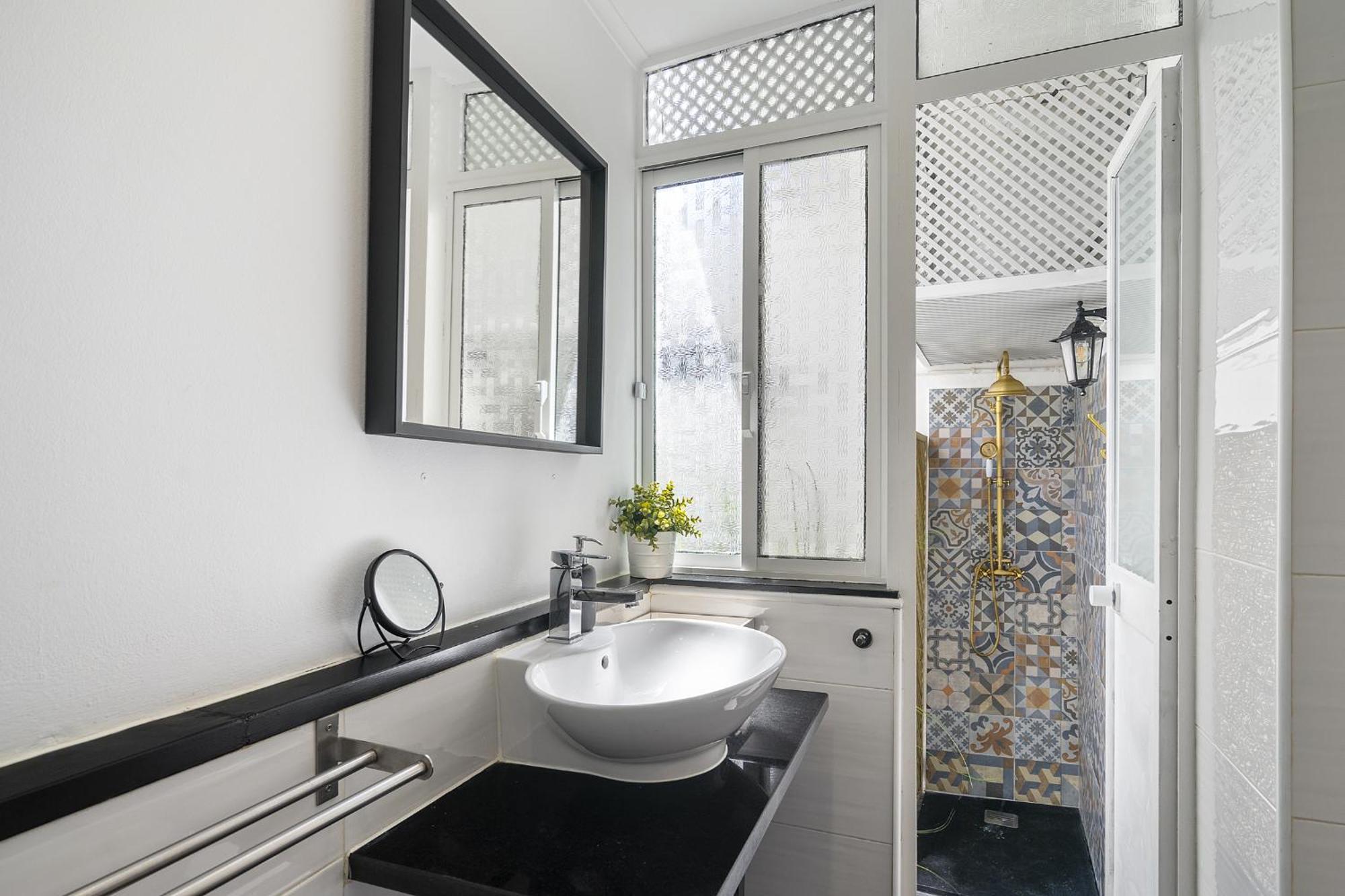 Whome Stylish Family Residence In The Heart Of Chiado Lisbon Exterior photo