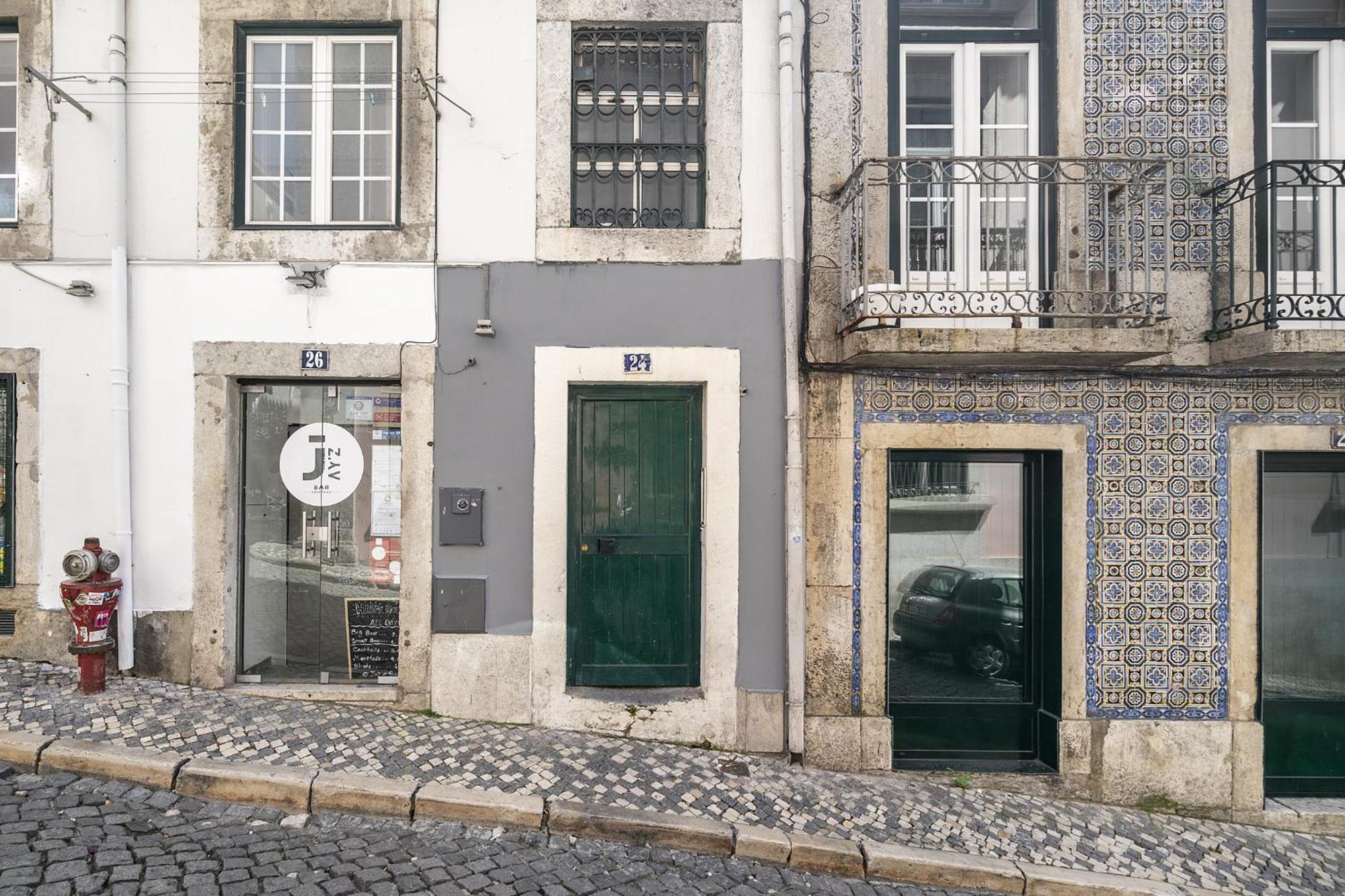 Whome Stylish Family Residence In The Heart Of Chiado Lisbon Exterior photo
